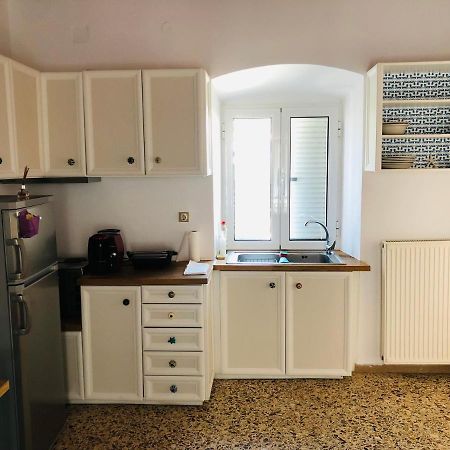 Appartement Laluzaki à Spetses Town Extérieur photo